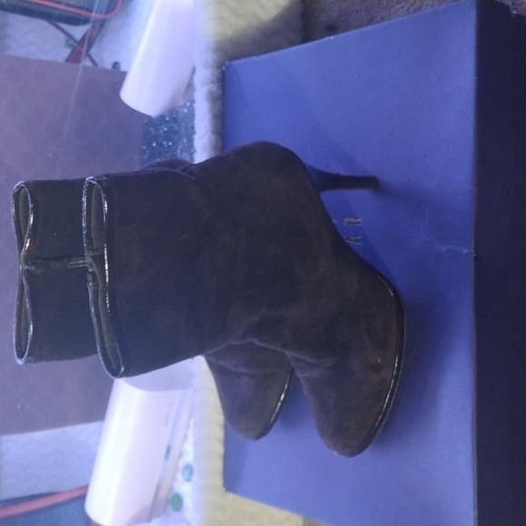 Stuart Weitzman Lithe Cola Suede Ankle Boots Size 38.5 - Picture 4 of 10